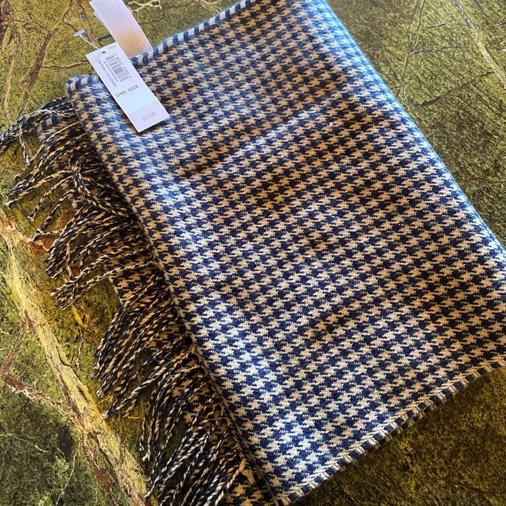 Old Navy Scarf